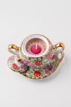 Bougie dans petite soupière en porcelaine